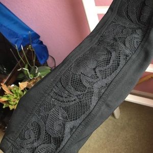 Lace-paneled leggings